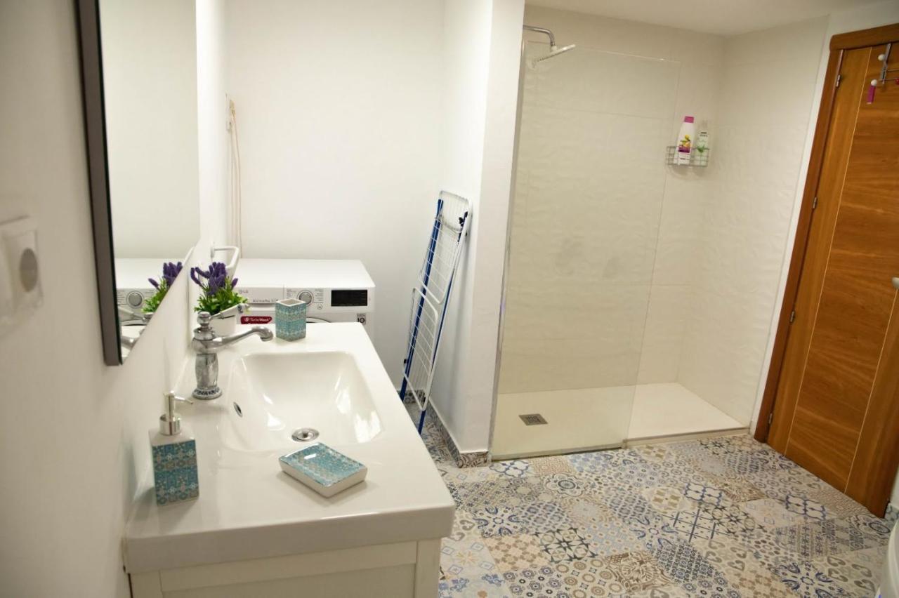 El Hidalgo Apartment อัลมาโกร ภายนอก รูปภาพ