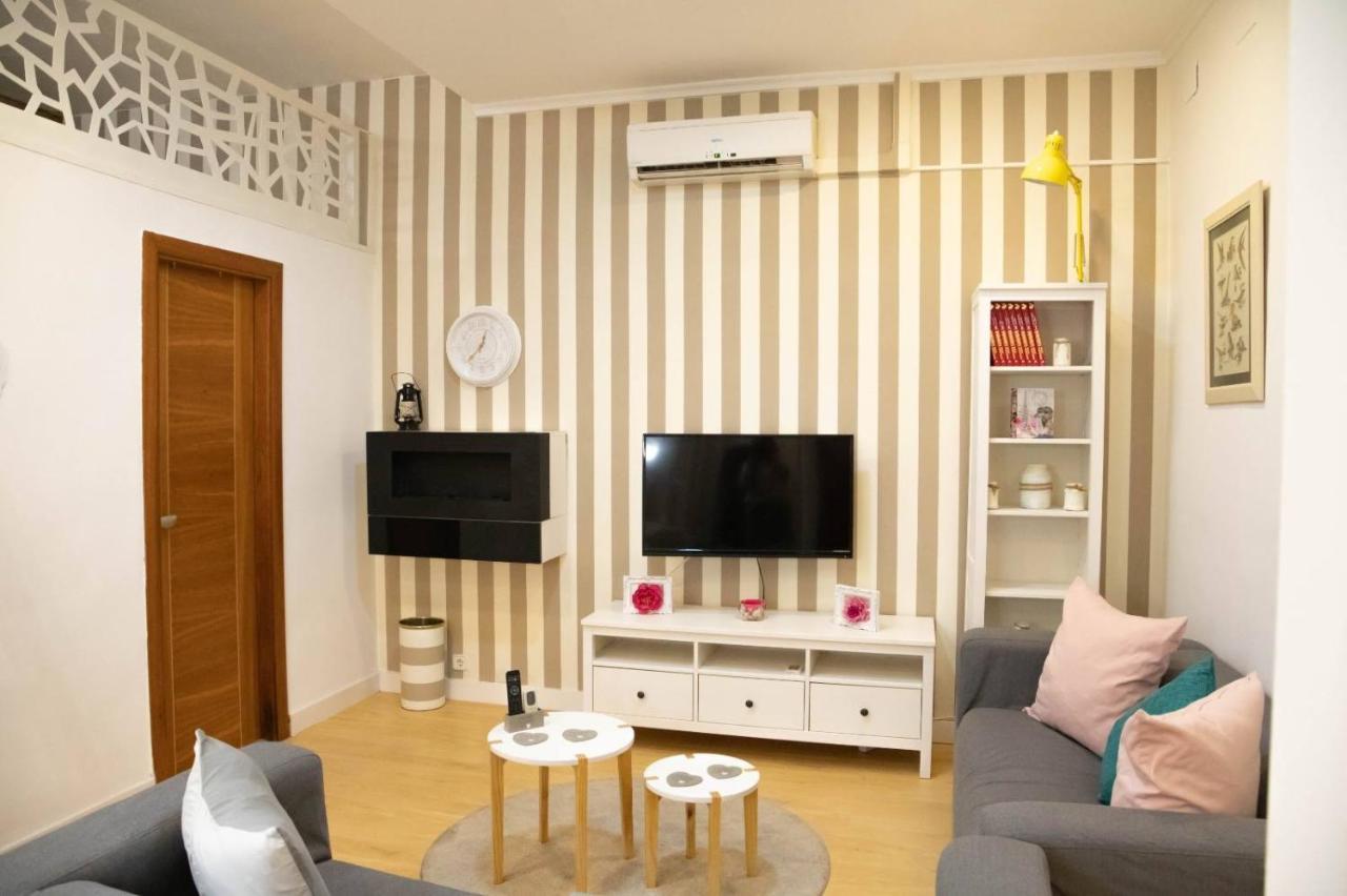 El Hidalgo Apartment อัลมาโกร ภายนอก รูปภาพ