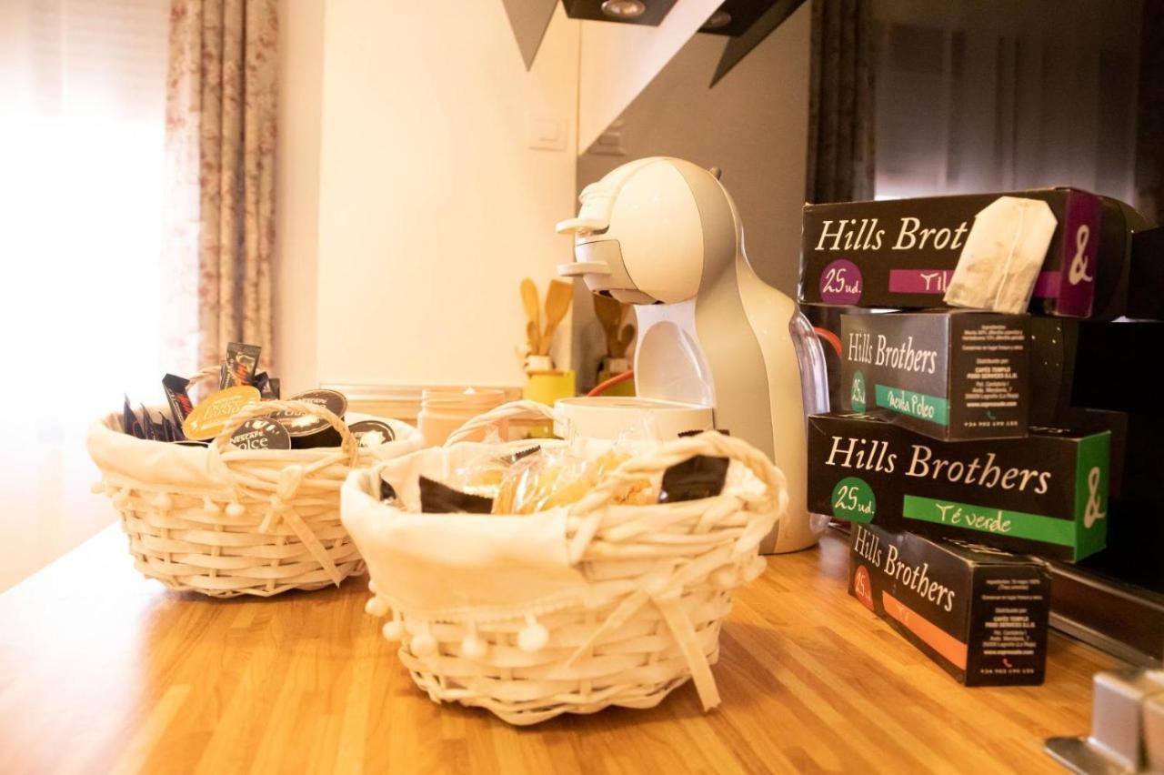 El Hidalgo Apartment อัลมาโกร ภายนอก รูปภาพ