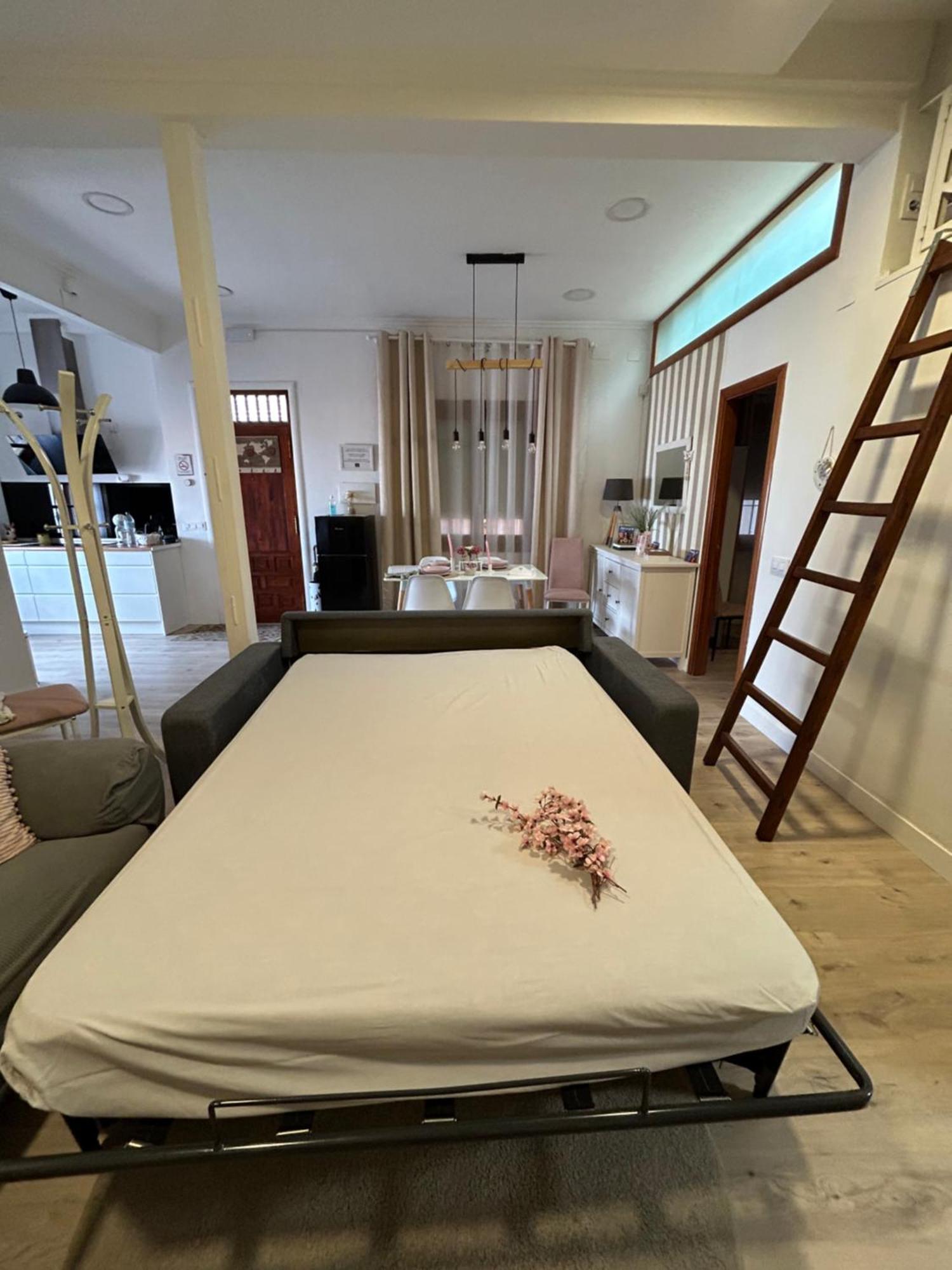 El Hidalgo Apartment อัลมาโกร ภายนอก รูปภาพ